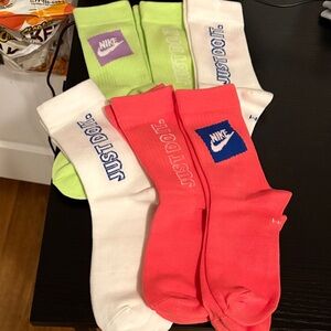 Women’s Nike 6 pack Crew sock medium